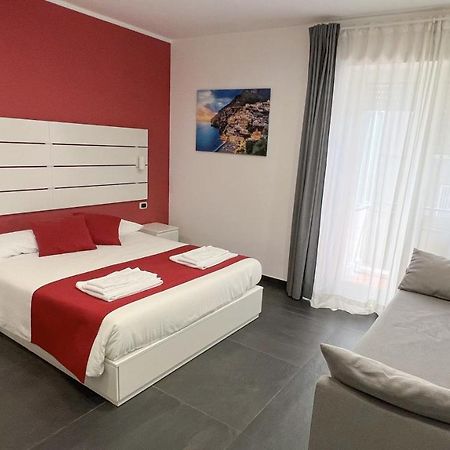 Soave Rooms Neapel Exteriör bild